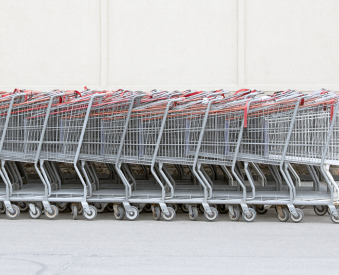 Tariff tussle sinks consumer sentiment