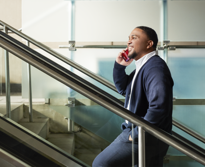 Apple drives uptick in smartphone purchasing