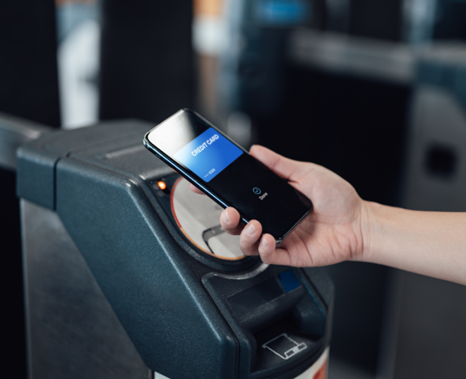 Higher-income households have greater access to premium credit card benefits