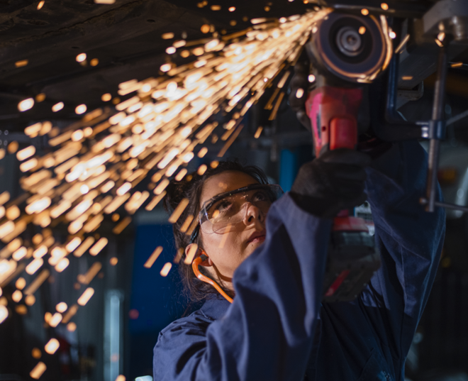 Why engagement breaks differently across frontline vs. non-frontline work systems